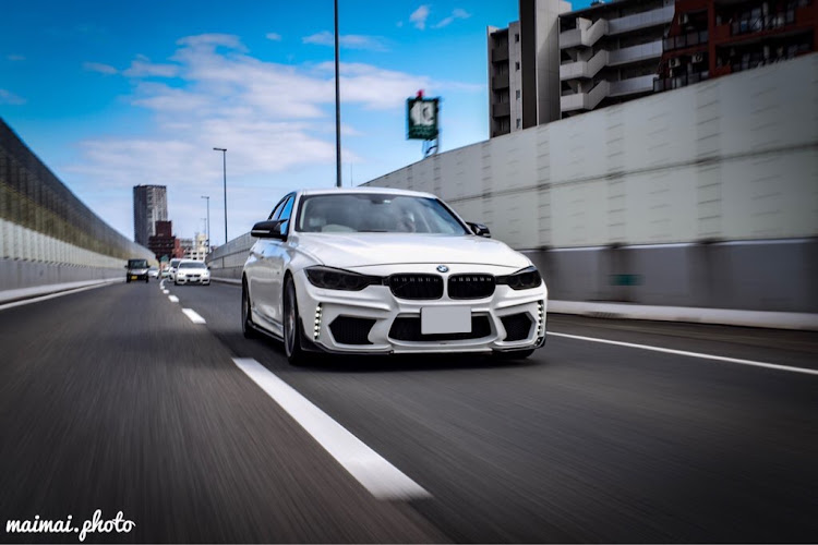 3シリーズ セダンのf30 さんが投稿したカスタム事例の投稿画像1枚目