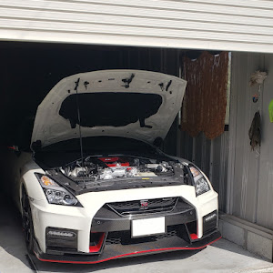 NISSAN GT-R R35