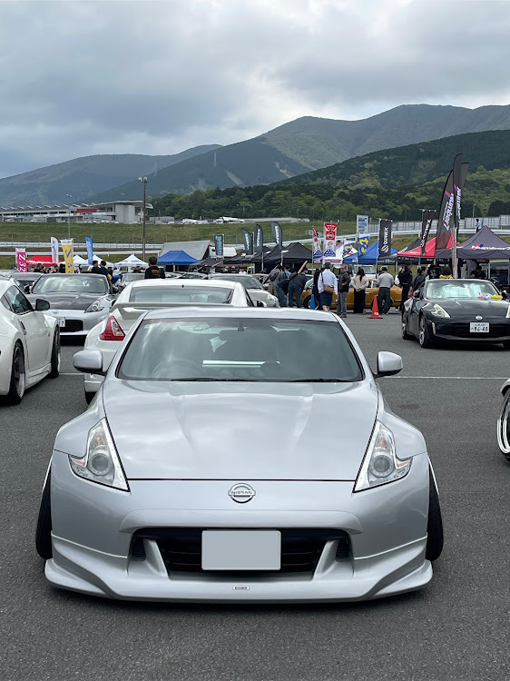 フェアレディZのオールフェアレディZミーティング・カモイレーシング・チーム長野・せりさんと友にに関するカスタム事例の投稿画像5枚目
