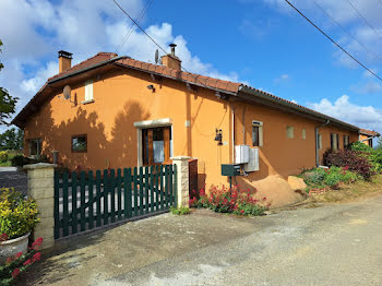 maison à Aubous (64)