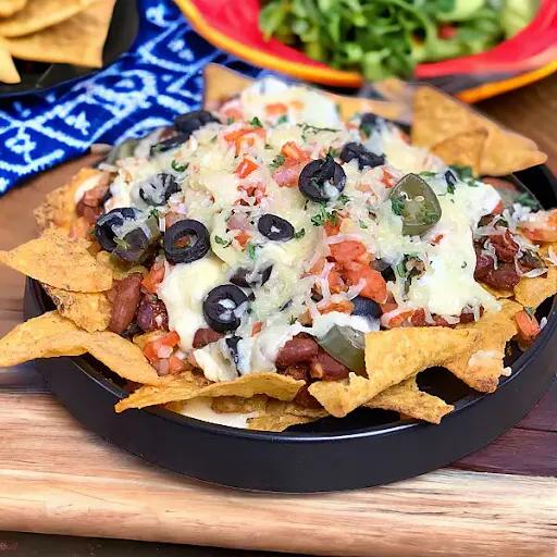 Baked Cheese Nachos