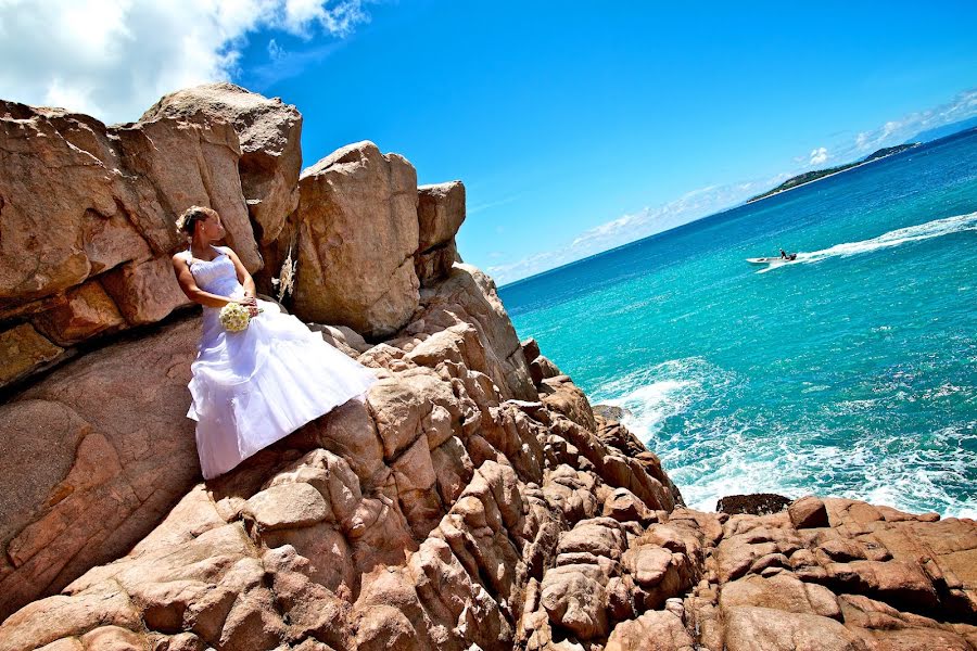 Fotógrafo de casamento Laurent Levy (wedding-photo). Foto de 24 de janeiro 2019