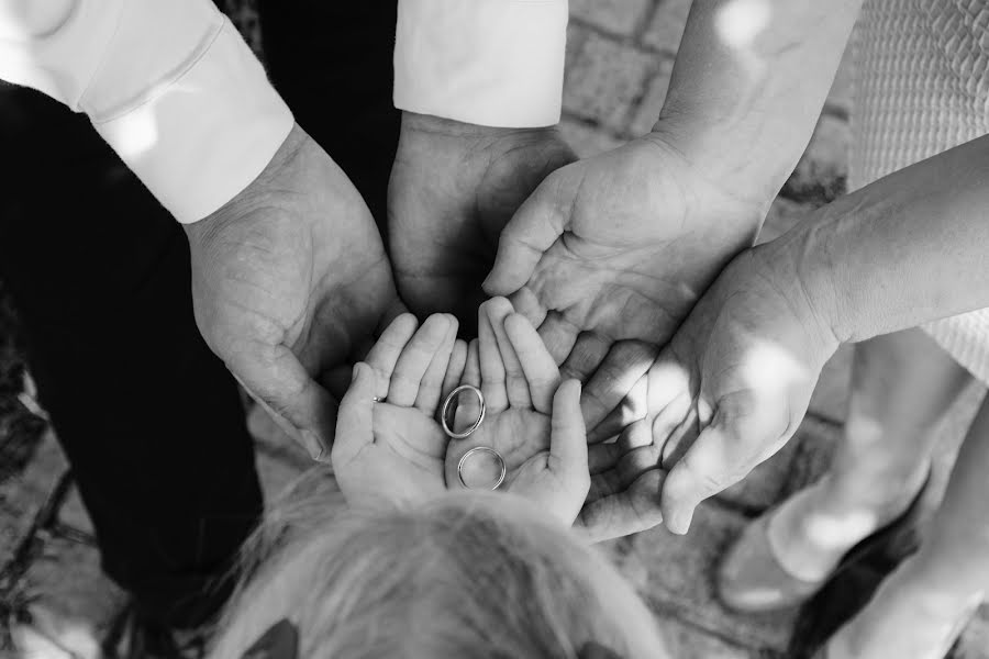 Wedding photographer Oleksii Ihnatov (ihnatovphoto). Photo of 10 August 2021