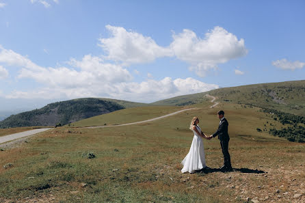 Wedding photographer Yulya Vlasova (vlasovaulia). Photo of 21 August 2020