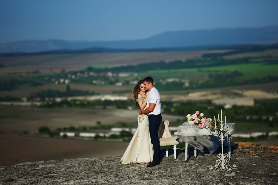 Jurufoto perkahwinan Mikhail Lemes (lemes). Foto pada 4 Mei 2018