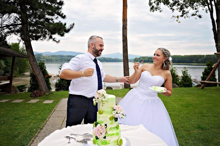Nhiếp ảnh gia ảnh cưới Lucie Kotrysová (kotrysova). Ảnh của 22 tháng 1 2019