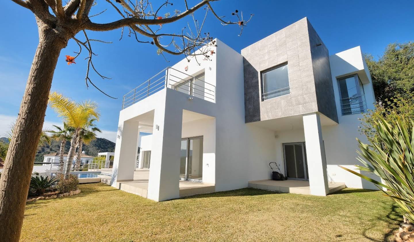 Villa with pool and terrace Benahavís