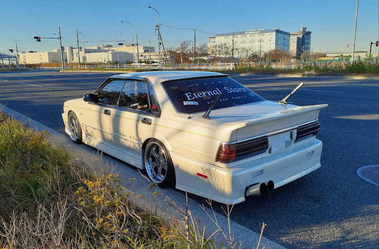 グロリアの#寝る前のVIPカーシリーズ・素敵な夢を・セドリック・シーマ・よくそんなセリフをシラフで書き込めるなシリーズに関するカスタム事例の投稿画像8枚目