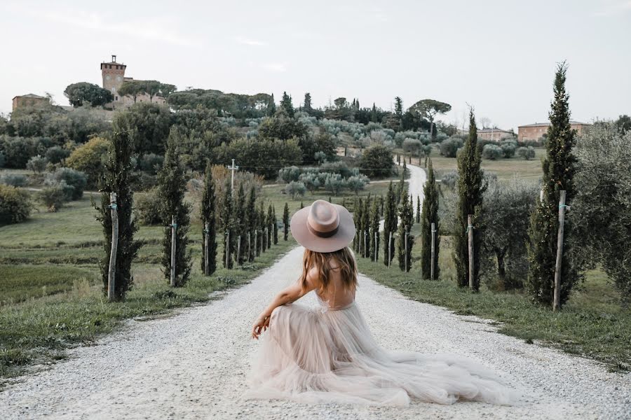 Fotógrafo de casamento Tanya Belova (tanyabelova). Foto de 7 de junho 2020