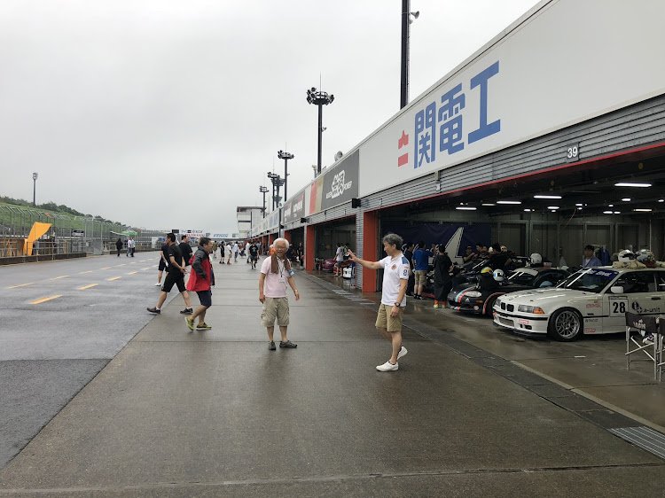 ゴルフ R32のツインリンクもてぎ・レース・雨に関するカスタム事例の投稿画像2枚目