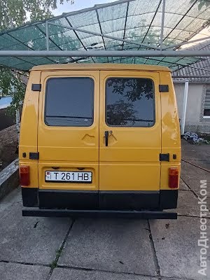 продам авто Renault Trafic  фото 3