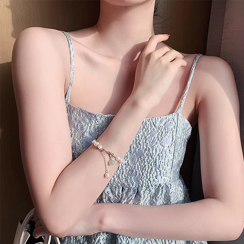 images slider number - 3