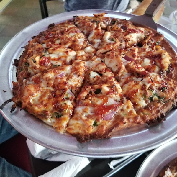 Gluten-Free Pizza at Billly Q's