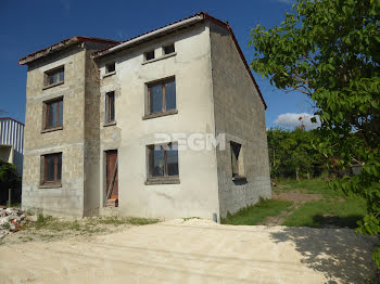 maison à Chalais (16)