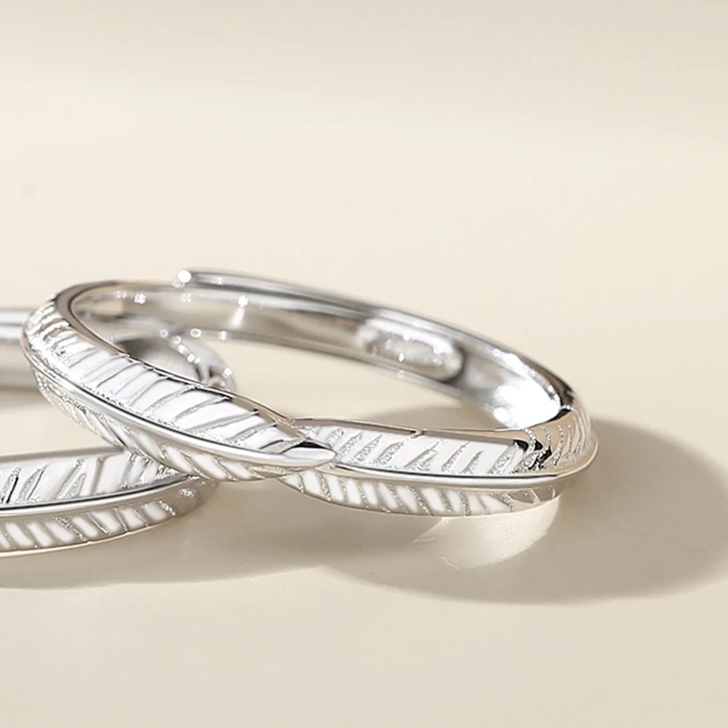 S925 Sterling Zilveren Blad Veer Paar Ring. Elegante ring voor koppels, ideaal als verlovingsring of romantisch cadeau.