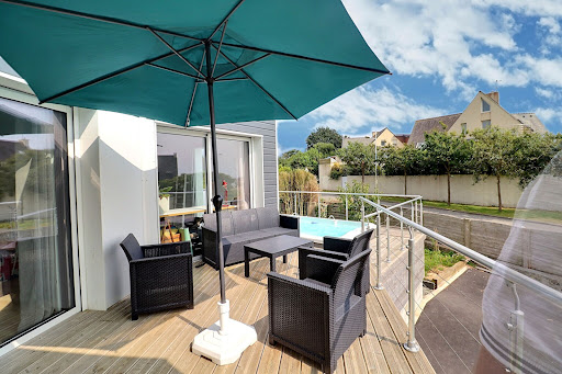 House with pool and terrace 3