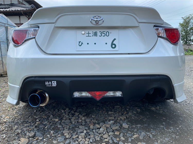 86の車高調整・マフラー交換・柿本改に関するカスタム事例の投稿画像2枚目