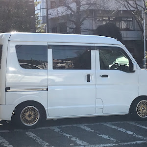 エブリイバン