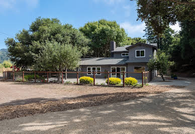 House with garden 1