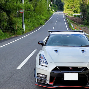 NISSAN GT-R R35