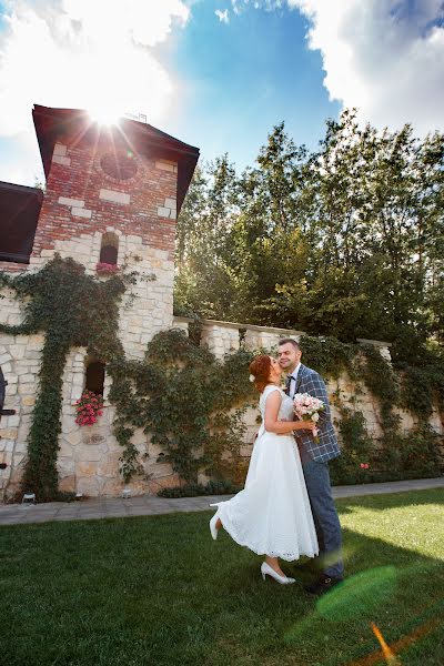 Fotógrafo de bodas Yuliya Storozhinska (id31957517). Foto del 16 de septiembre 2019