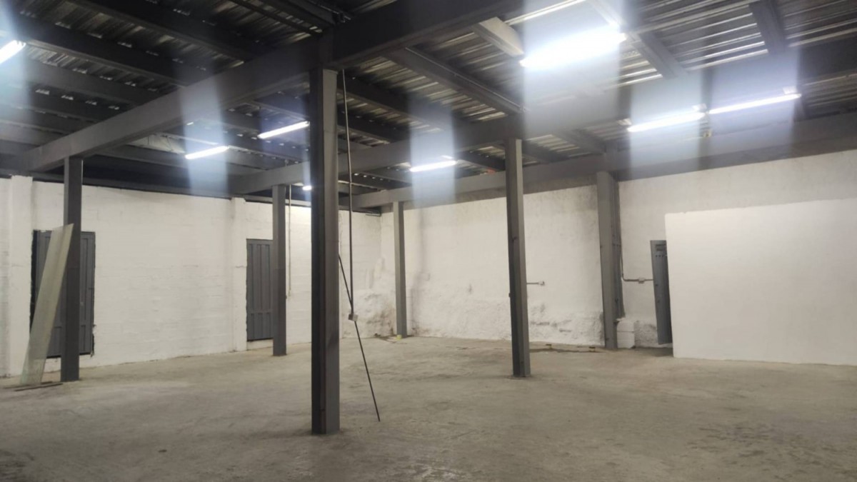 Bodega En Arriendo - El Salvador, Medellín