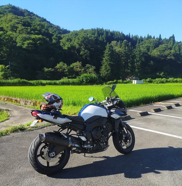 ISの夏だね・バイクも好き・富士山とコラボ・レクサス ISに関するカスタム事例の投稿画像2枚目