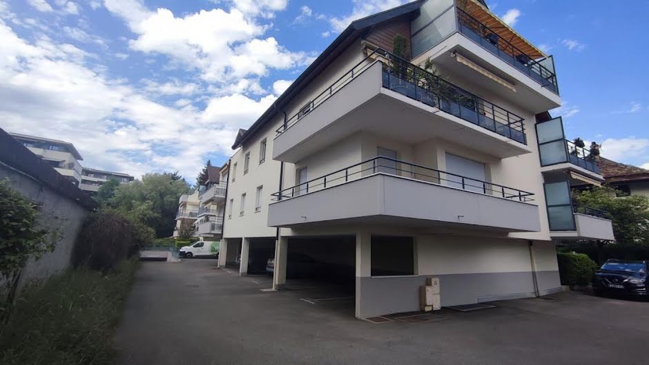 Location  appartement 1 pièce 31 m² à Annecy-le-Vieux (74940), 957 €