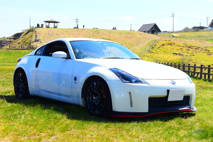 フェアレディZの日産・フェアレディZ・Z33・一眼レフ初心者に関するカスタム事例の投稿画像1枚目