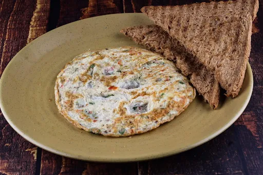 Chicken Bhurji With Whole Wheat Bread