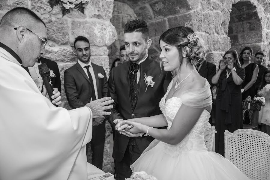 結婚式の写真家Elisabetta Figus (elisabettafigus)。2017 11月21日の写真