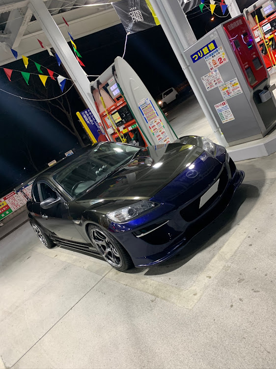 RX-8の仕様変更・みんなのエアロ見てみたい・ホイール交換・ADVAN Racingに関するカスタム事例の投稿画像2枚目