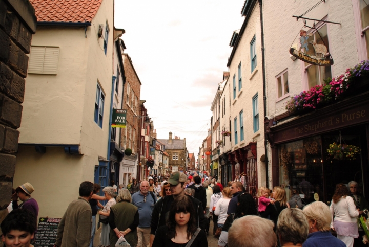 Whitby di photoand