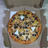 Domino's Pizza photo 2