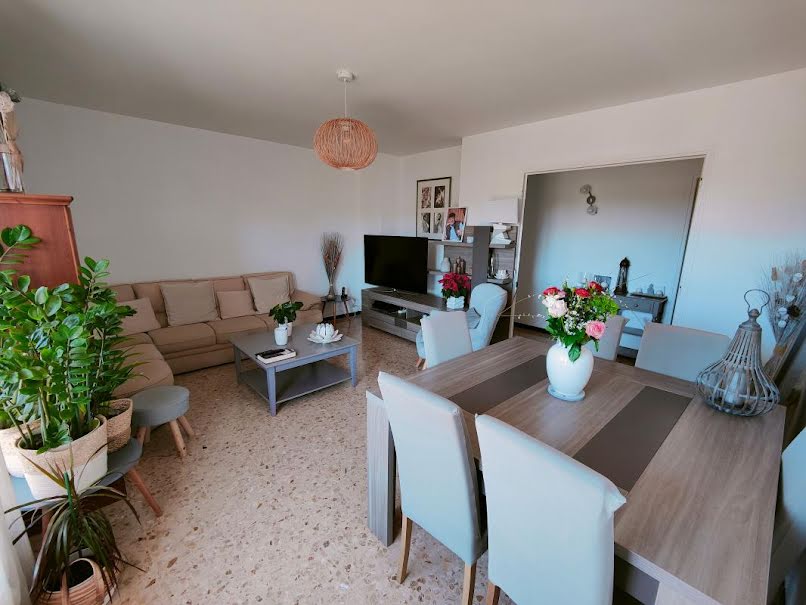 Location  appartement 3 pièces 62 m² à Six-Fours-les-Plages (83140), 818 €