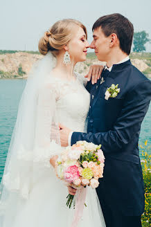Fotógrafo de casamento Alya Anuprieva (alaanuprieva). Foto de 30 de dezembro 2016
