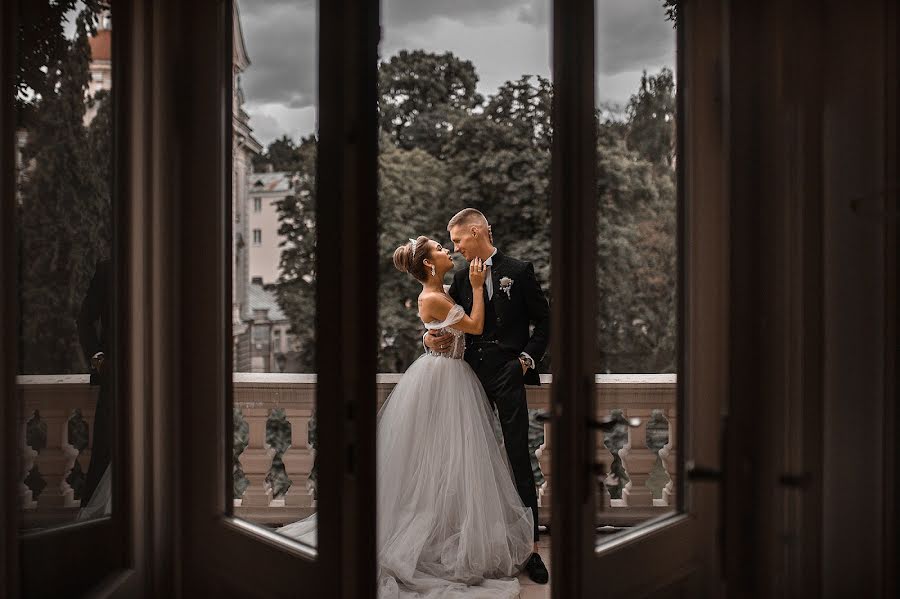 Fotógrafo de casamento Aleksandr Semionov (siomafx). Foto de 14 de abril 2022