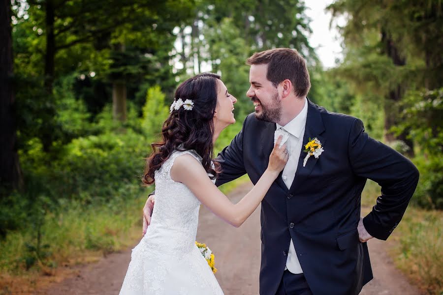 Wedding photographer Kristýna Krejčířová (photokristyna). Photo of 26 August 2019