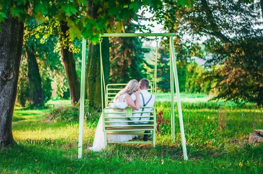 Fotografer pernikahan Karolina Strugalska (strugalskafoto). Foto tanggal 10 Maret 2020