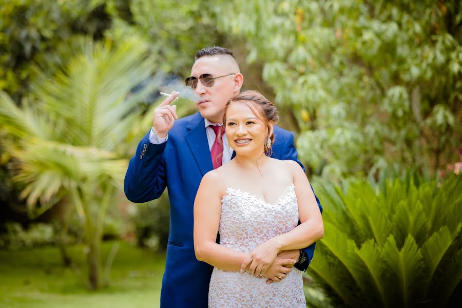 Wedding photographer Yosh Lenin Santa Cruz Ponciano (yoshlenin). Photo of 16 January 2022