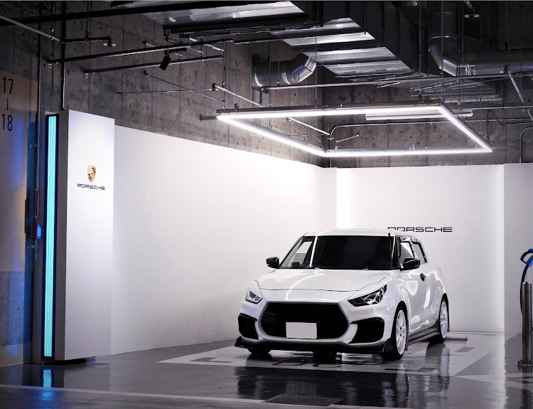 スイフトスポーツのPickUpCars2023・深夜徘徊・discover＿ct・定番スポットに関するカスタム事例の投稿画像1枚目