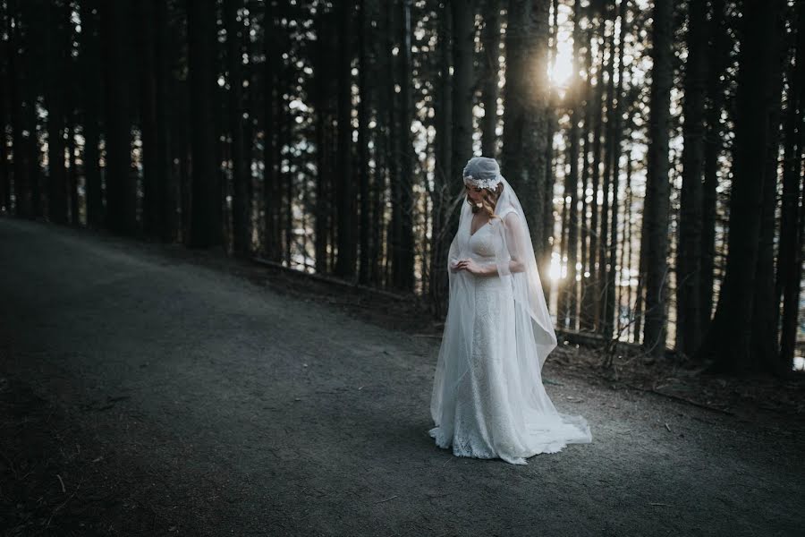 Fotografo di matrimoni Tiril Hauan (fotoforundring). Foto del 8 maggio 2019