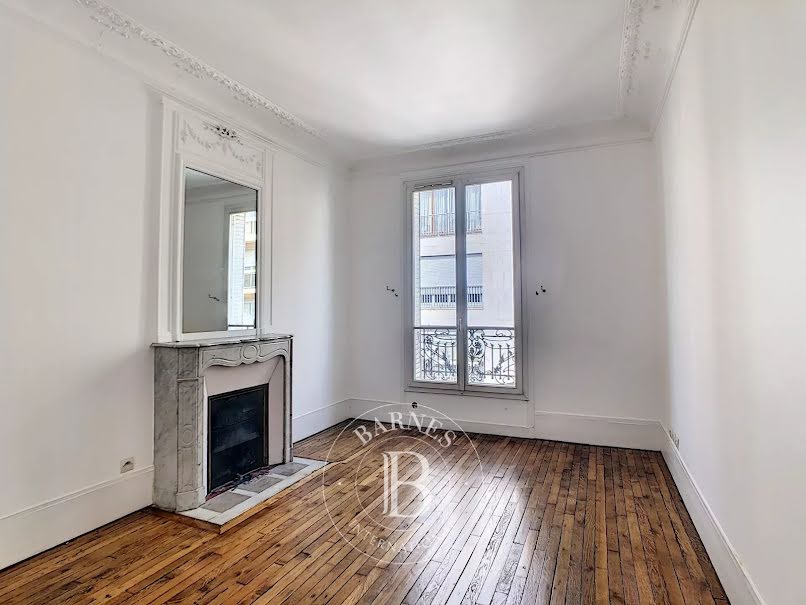 Location  appartement 4 pièces 74.65 m² à Paris 16ème (75016), 2 320 €