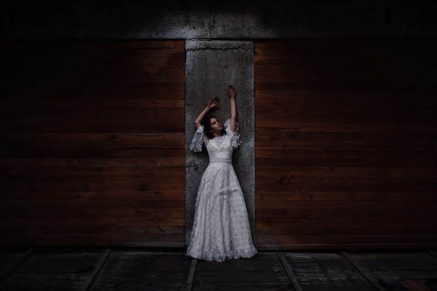 Wedding photographer Veronika Malyavka (malyavka0925). Photo of 9 December 2019