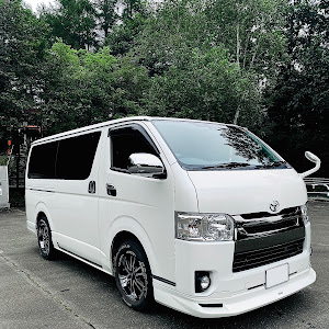 ハイエースバン KDH206V