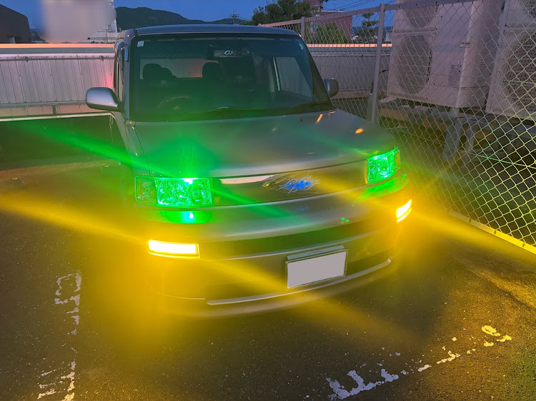 bBのポジションランプ交換に関するカスタム事例の投稿画像2枚目
