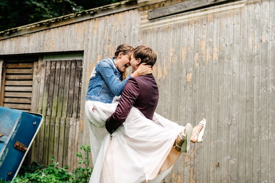 Fotografo di matrimoni Valentin Paster (valentin). Foto del 26 novembre 2021