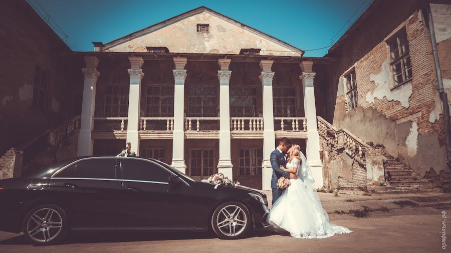 Fotógrafo de casamento Taisiya Medvedeva (sonrisa73). Foto de 13 de outubro 2016