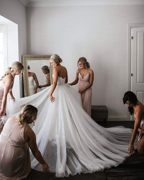 Wedding photographer Whitewall Weddings (whitewall). Photo of 23 June 2019