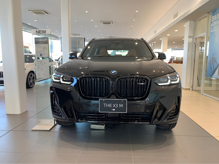 ともきさんが投稿した気になるクルマを見に行こう・BMW・BMW iX・X3M・試乗してみたいぞに関するカスタム事例の投稿画像9枚目